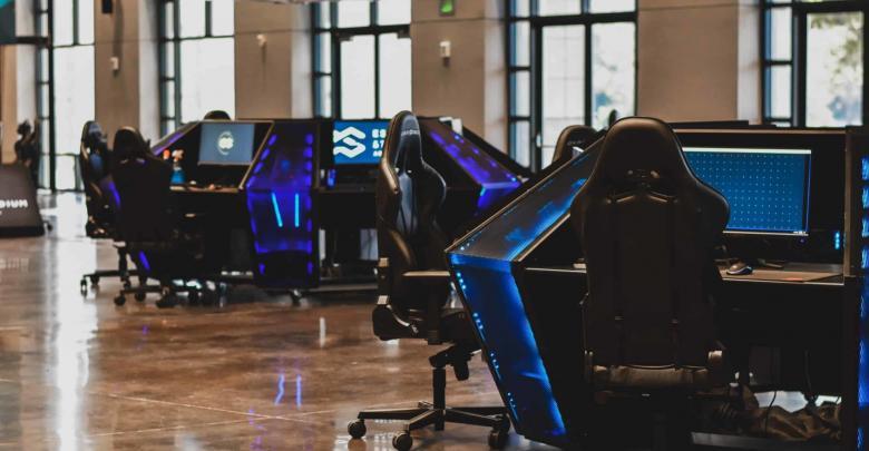 مركز تدريب رياضات الكترونية 13 مليون tsm training center gaming esports pc lenovo la